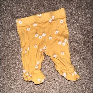 Babies daisy footie pants